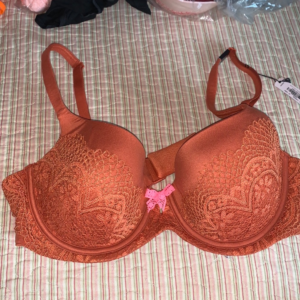 VS Bra